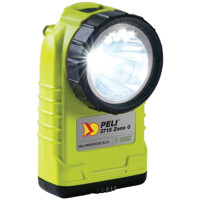 Peli 3715 LED Z0 betérie 4xAA